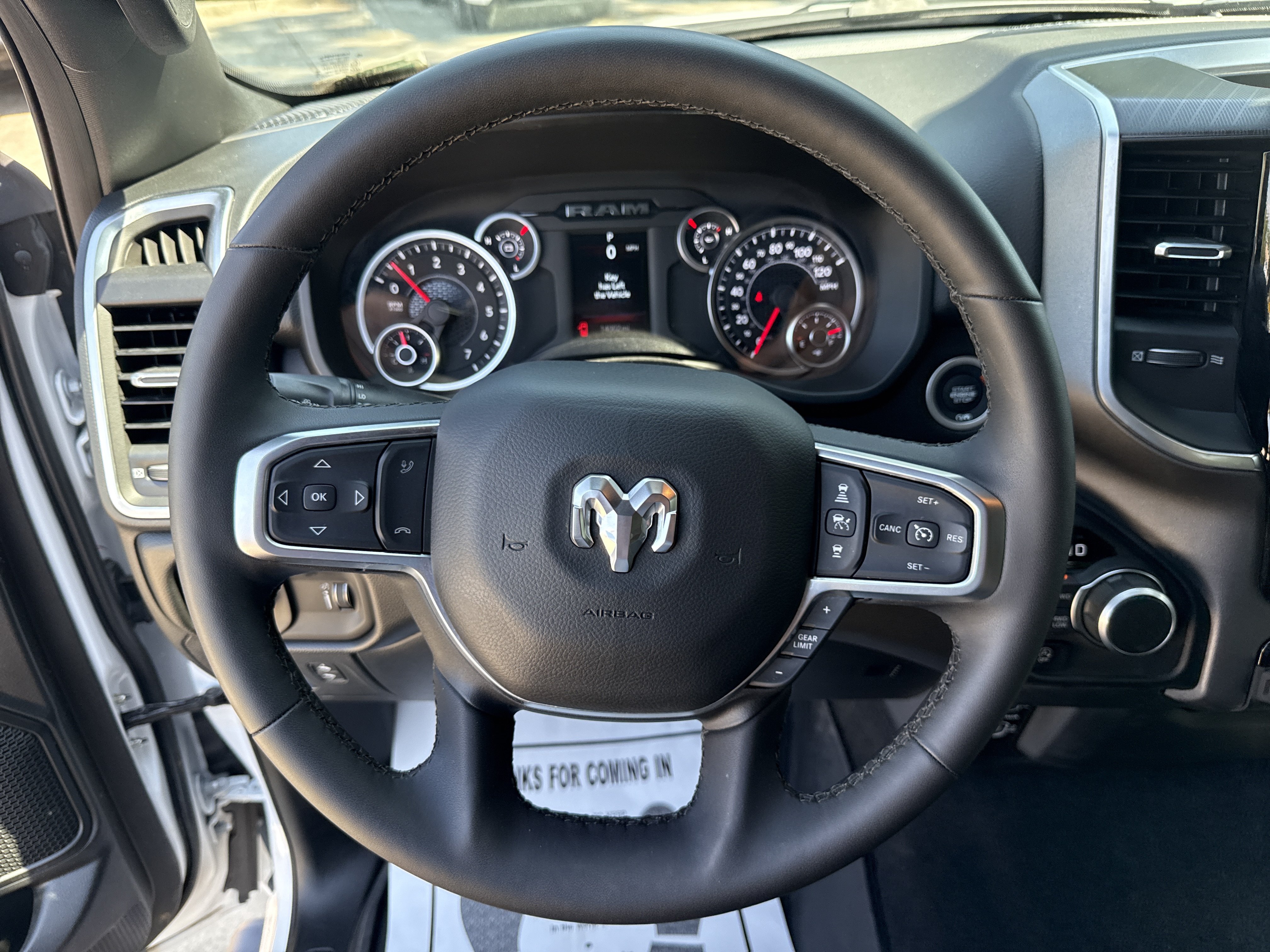 Used 2025 RAM 1500 Big Horn AWD/4WD image 15