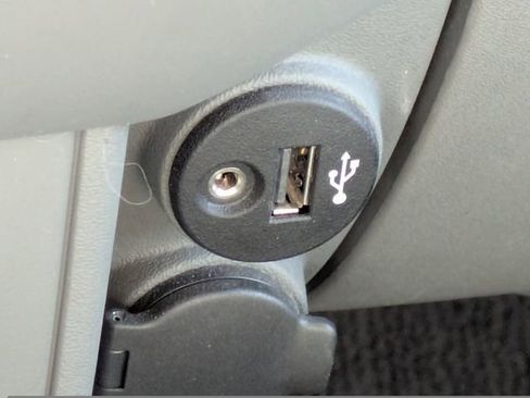 Used 2019 Nissan Frontier SV w/ Value Truck Package image 28