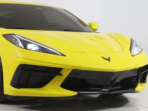 Used 2025 Chevrolet Corvette Stingray Premium Cpe w/ Stealth Interior Trim Package image 61