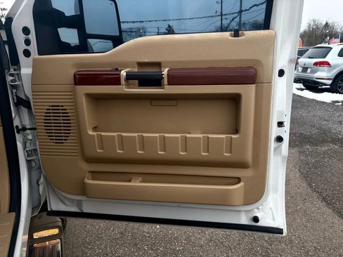 Used 2012 Ford F250 King Ranch image 13