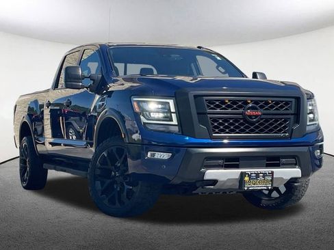 Used 2021 Nissan Titan PRO-4X w/ Pro-4x Convenience Package image 2