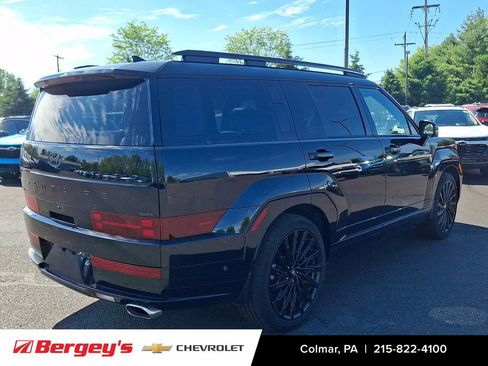 Used 2025 Hyundai Santa Fe Calligraphy AWD/4WD image 5
