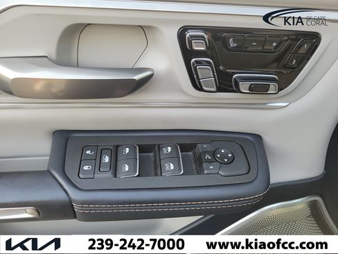 Used 2025 RAM 1500 Tungsten AWD/4WD image 25
