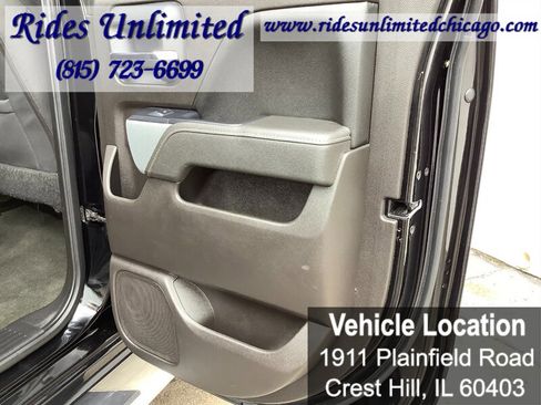 Used 2017 Chevrolet Silverado 1500 LT w/ Midnight Edition AWD/4WD image 27