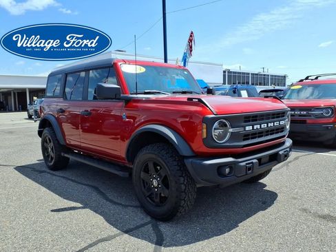 Certified 2024 Ford Bronco Black Diamond AWD/4WD image 4