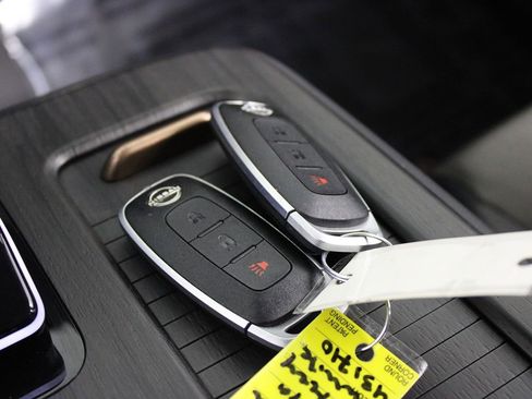 Used 2024 Nissan Ariya FWD image 13