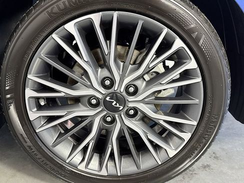 Used 2024 Kia Forte GT-Line w/ GT-Line Premium Package image 36