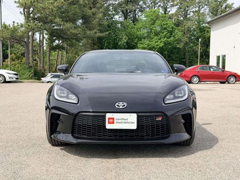 Used 2023 Toyota GR86 Premium w/ ALL Weather Mat Package (TMS) image 25