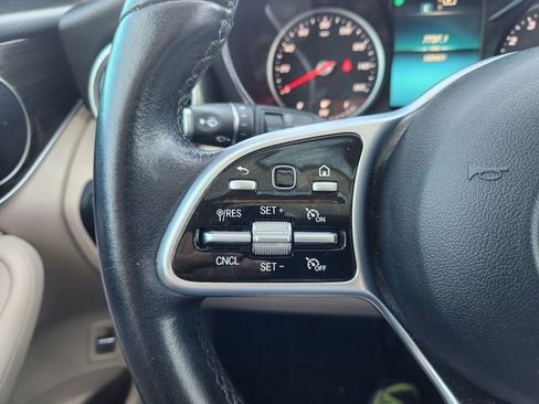 Used 2020 Mercedes-Benz GLC 300 GLC 300 image 29