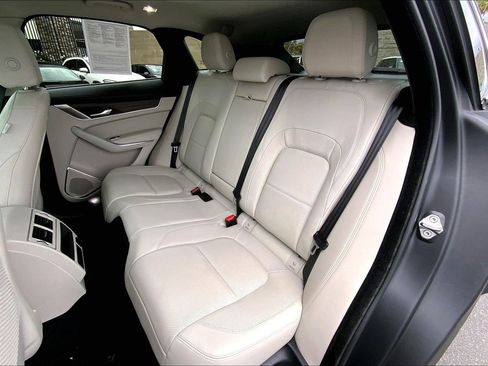 Used 2022 Jaguar F-PACE S image 19