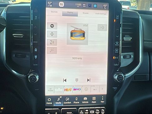 New 2025 RAM 2500 Laramie image 29