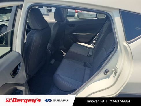 Used 2024 Subaru Crosstrek 2.0i Premium AWD/4WD image 9