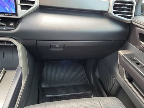 Used 2024 Toyota Sequoia SR5 w/ SR5 Premium Package AWD/4WD image 27