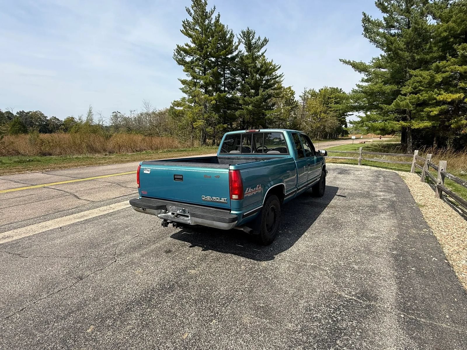 Used 1998 Chevrolet Silverado 1500 4x4 Extended Cab w/ Preferred Equipment Group 2 image 5