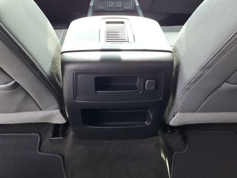 Used 2018 GMC Sierra 1500 SLT w/ SLT Premium Package image 16