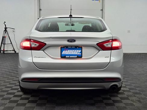 Used 2014 Ford Fusion SE image 8