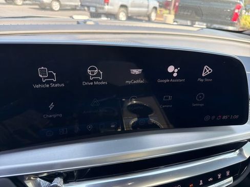 Certified 2025 Cadillac Lyriq Sport AWD/4WD image 18