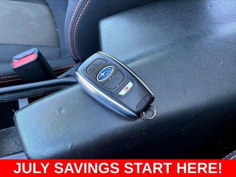 Used 2021 Subaru Crosstrek 2.0i Premium w/ Moonroof Package AWD/4WD image 43
