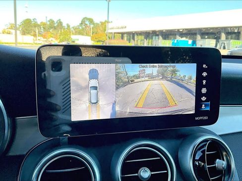 Used 2022 Mercedes-Benz GLC 300 image 26