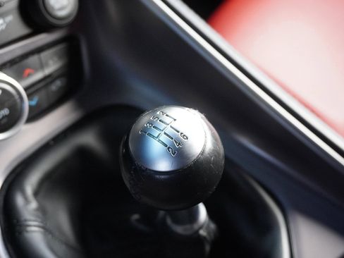 Used 2020 Dodge Challenger R/T image 37