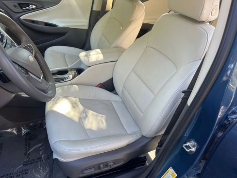 Used 2024 Chevrolet Malibu LT image 21