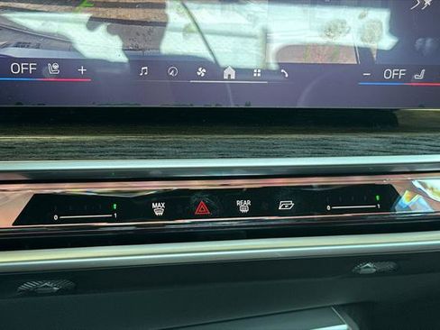 New 2026 BMW 760i xDrive L w/ Executive Package image 18