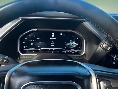 Used 2024 GMC Sierra 2500 Denali w/ Denali Reserve Package image 11