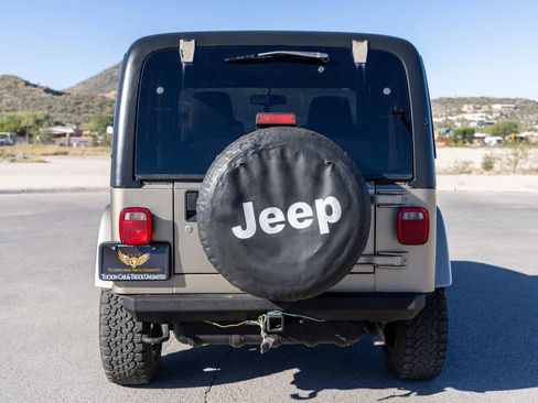 Used 2003 Jeep Wrangler Sahara image 4