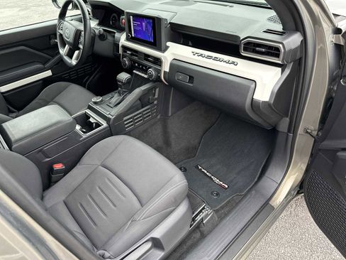 Used 2024 Toyota Tacoma TRD Sport RWD image 25