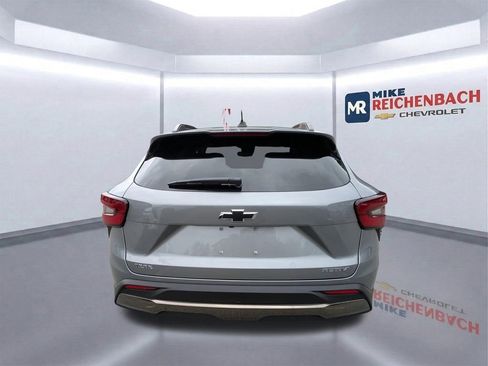New 2026 Chevrolet Trax ACTIV FWD image 6