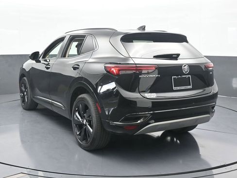 Used 2023 Buick Envision Essence w/ Technology Package I image 4