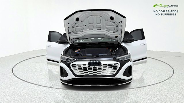 Used 2024 Audi Q8 e-tron Prestige w/ Prestige Package AWD/4WD image 12
