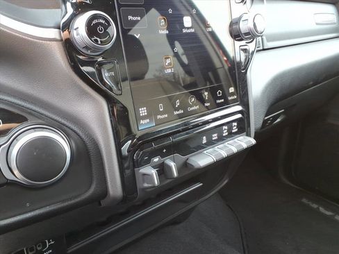 Used 2024 RAM 2500 Big Horn w/ Night Edition image 26