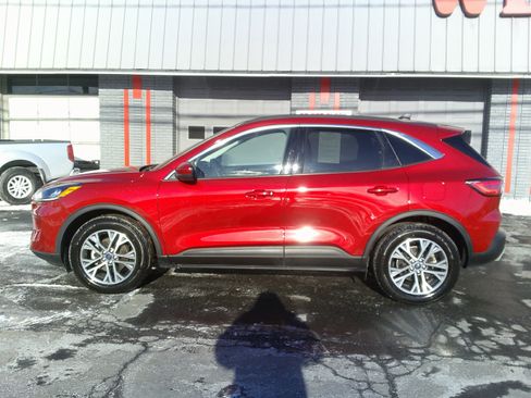 Used 2022 Ford Escape SEL AWD/4WD image 2