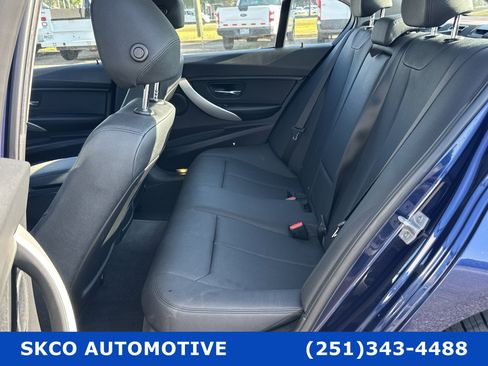 Used 2018 BMW 320i Sedan image 14