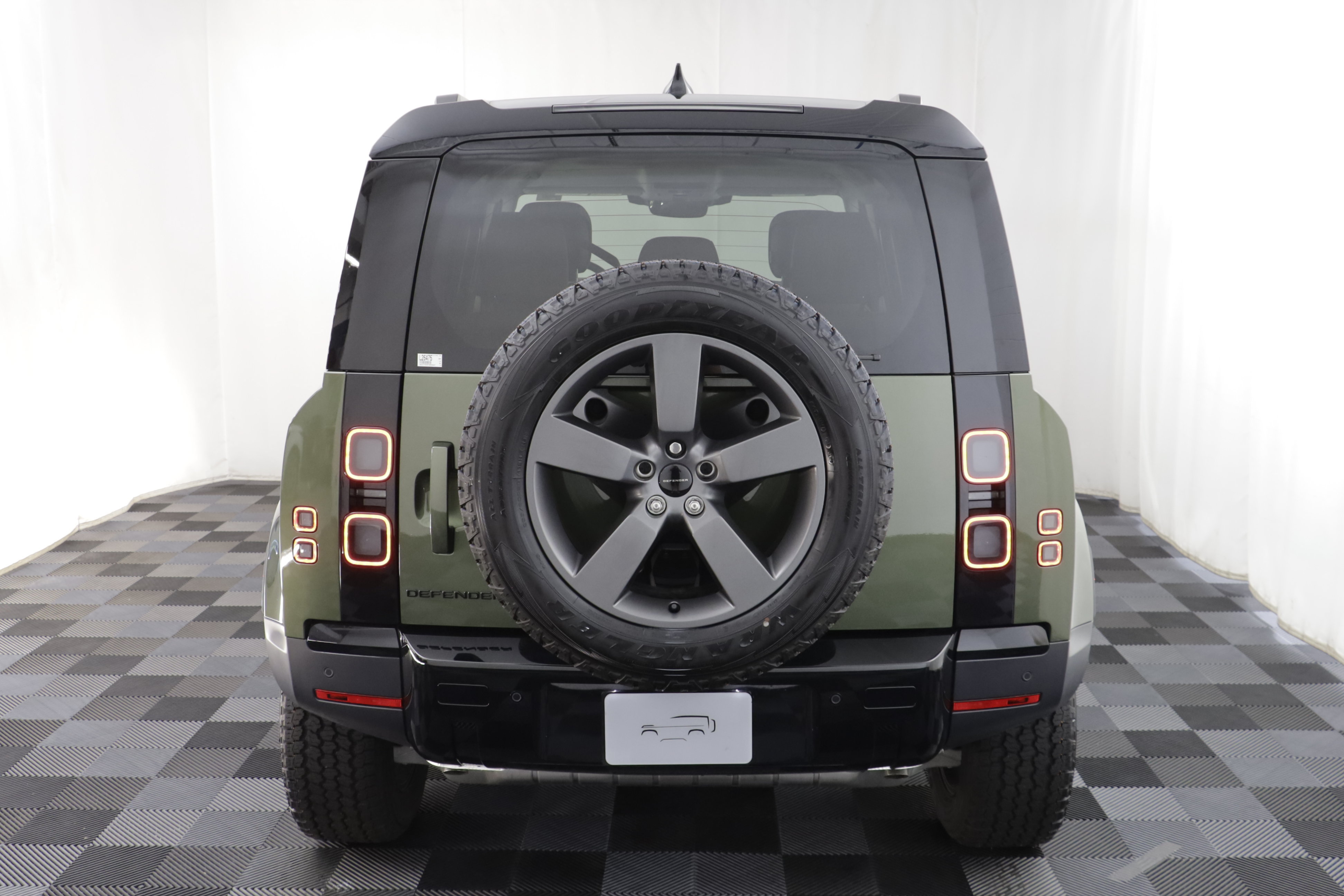 New 2026 Land Rover Defender 110 S AWD/4WD image 18