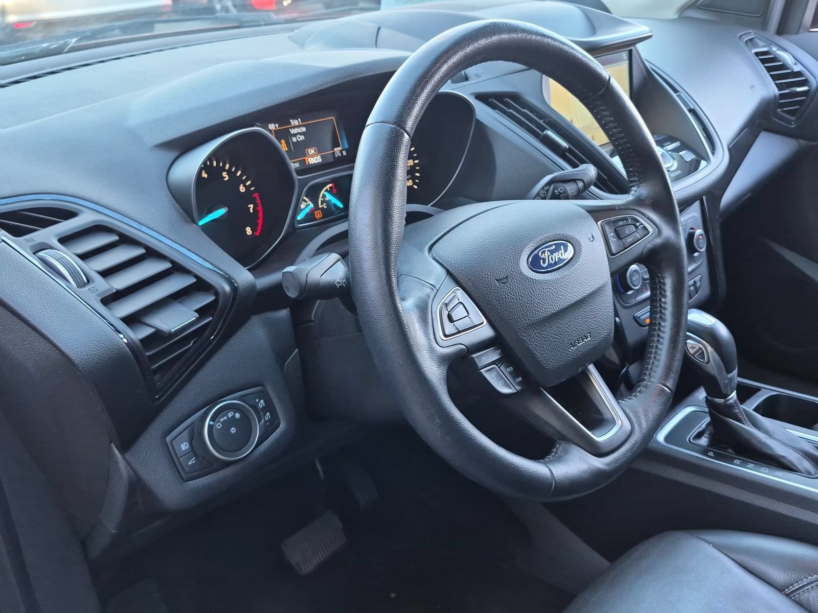 Used 2019 Ford Escape Titanium AWD/4WD image 11