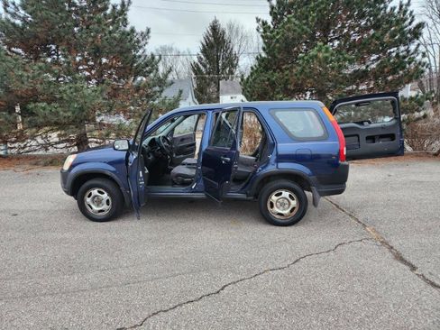 Used 2002 Honda CR-V LX image 32