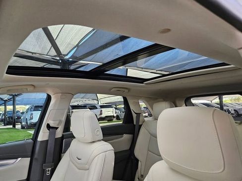 New 2025 Cadillac XT5 Premium Luxury w/ Technology Package image 9