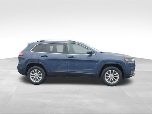 Used 2019 Jeep Cherokee Latitude w/ Popular Appearance Group AWD/4WD image 7