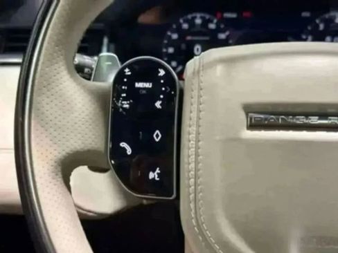 Used 2018 Land Rover Range Rover Velar First Edition image 16