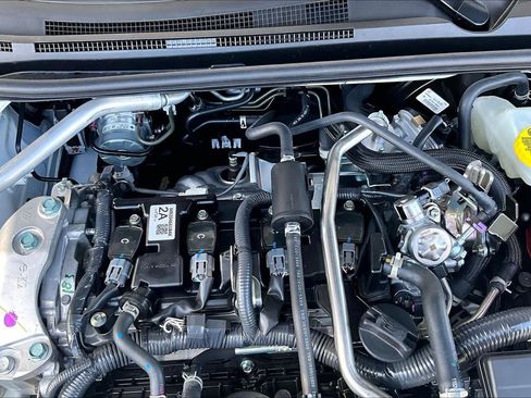 New 2026 Nissan Sentra SR w/ SR Premium Package FWD image 17