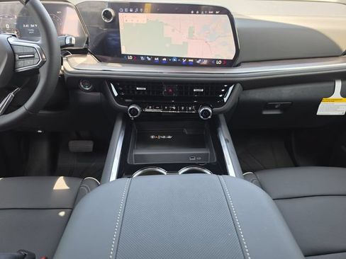 New 2026 Chevrolet Tahoe Premier AWD/4WD image 17