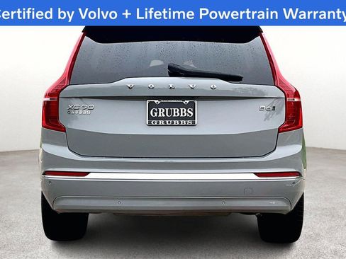 Certified 2025 Volvo XC90 B6 Plus image 7