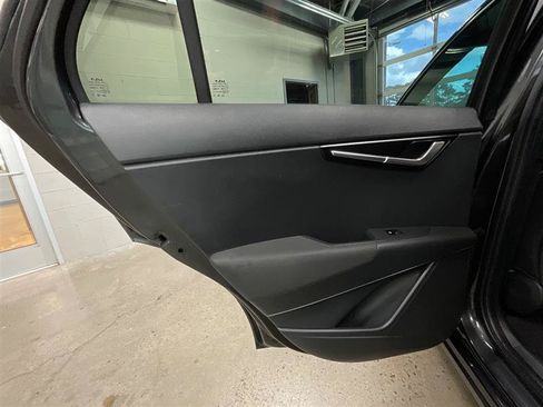 Used 2023 Kia Niro Wind FWD image 21