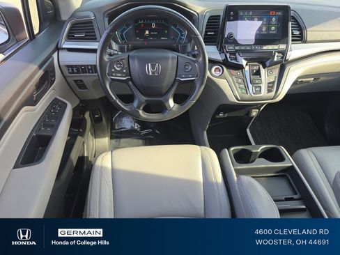 Certified 2023 Honda Odyssey EX-L image 3