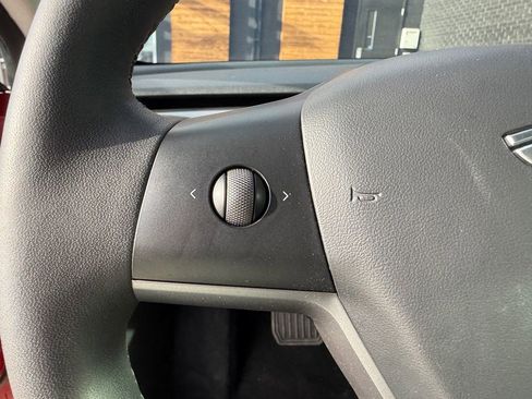 Used 2023 Tesla Model 3 Standard Range image 27