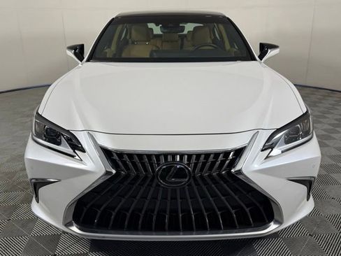 Used 2025 Lexus ES 350 w/ Premium Package FWD image 12