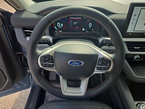 New 2026 Ford Explorer Active w/ Active Comfort Package AWD/4WD image 16