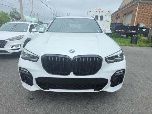 Used 2021 BMW X5 xDrive40i w/ M Sport Package AWD/4WD image 2